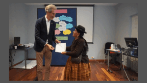 Gŕafica Mapa Conceptual Marketing Creativo Morado (1)